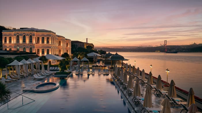 Four Seasons Hotel Istanbul At The Bosphorus